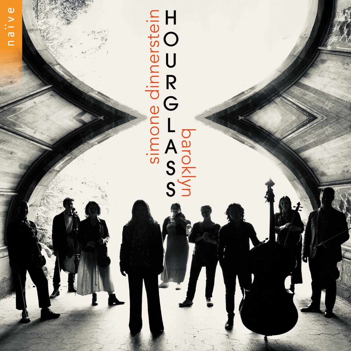 Hourglass 封面
